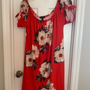 Hawaiian print dress.